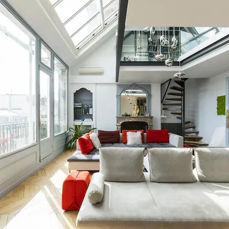 The Contemporary Atrium Apartmán